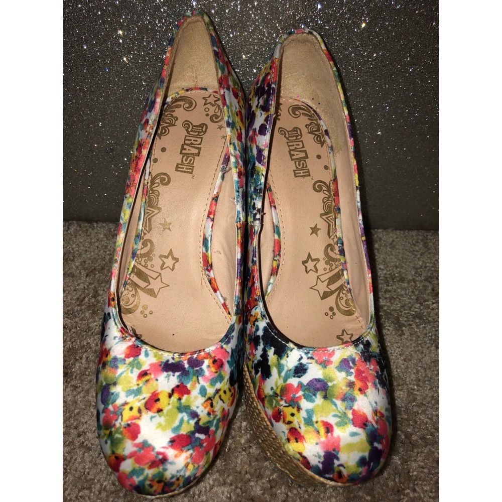 Multi-Colored Wedges size 7.5 - Picture 6 of 8